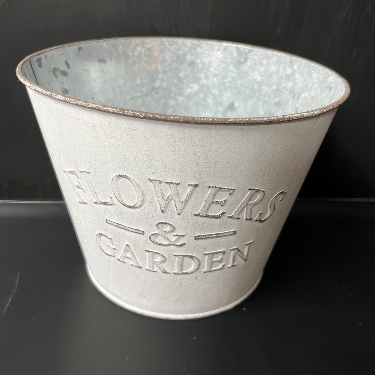 Whitewash Tin Flowers - Garden Express Australia