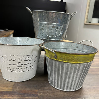 Tin Pot Set Of Three 2 - Garden Express Australia